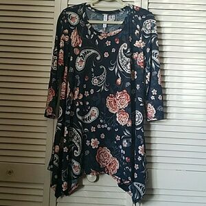 Mermaid Cove|Women's Paisley Tunic|Size Large